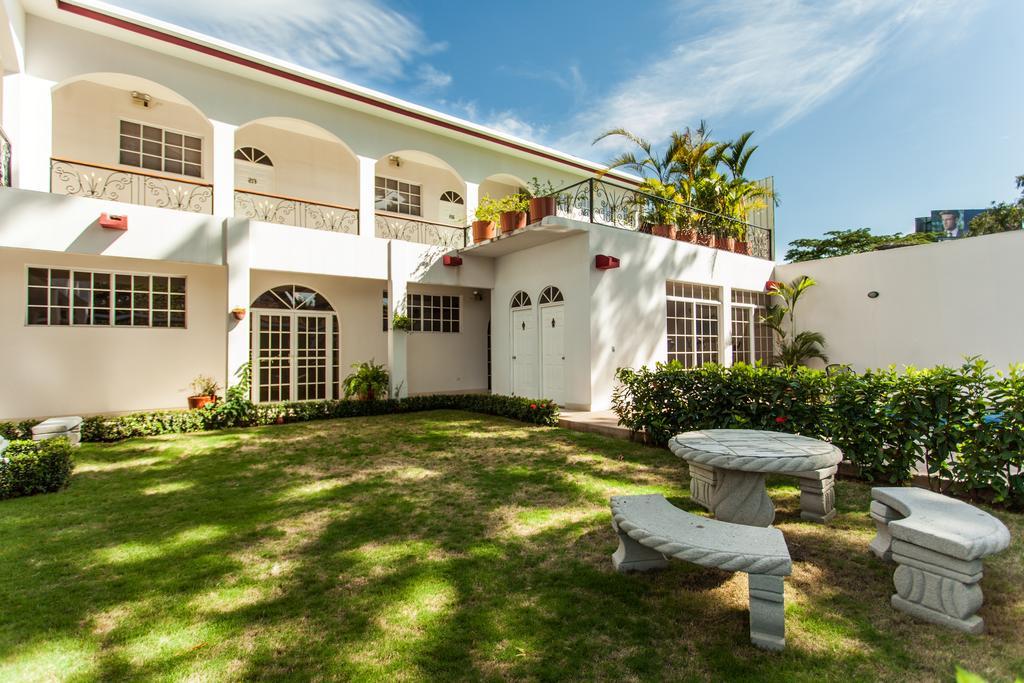 Executive Managua Hotel Bagian luar foto
