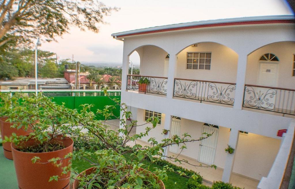 Executive Managua Hotel Bagian luar foto