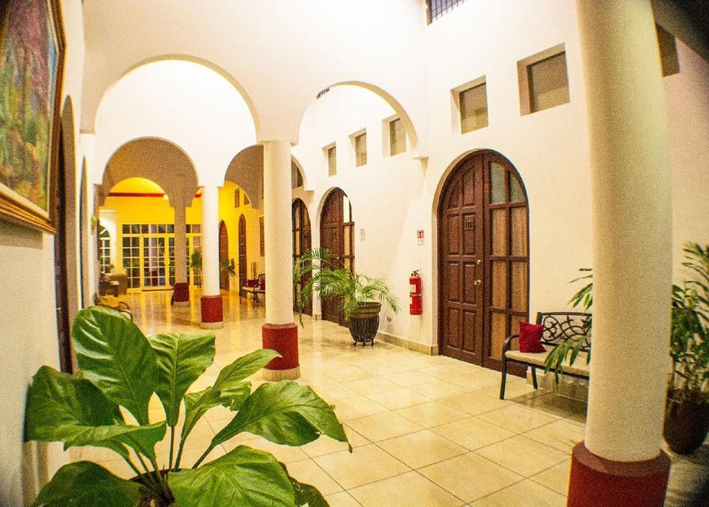 Executive Managua Hotel Bagian luar foto